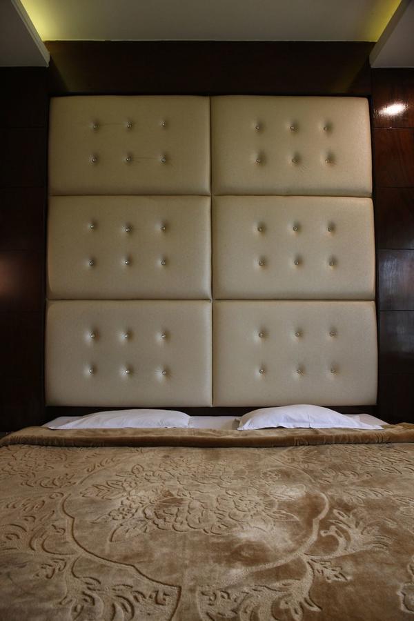 Hotel Welcome Palace Agartala Buitenkant foto