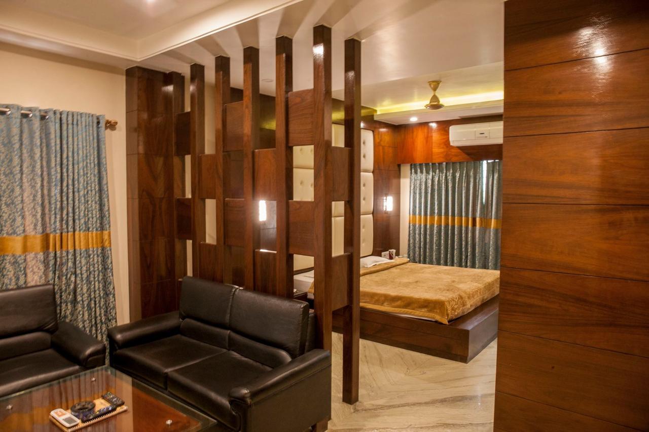 Hotel Welcome Palace Agartala Buitenkant foto