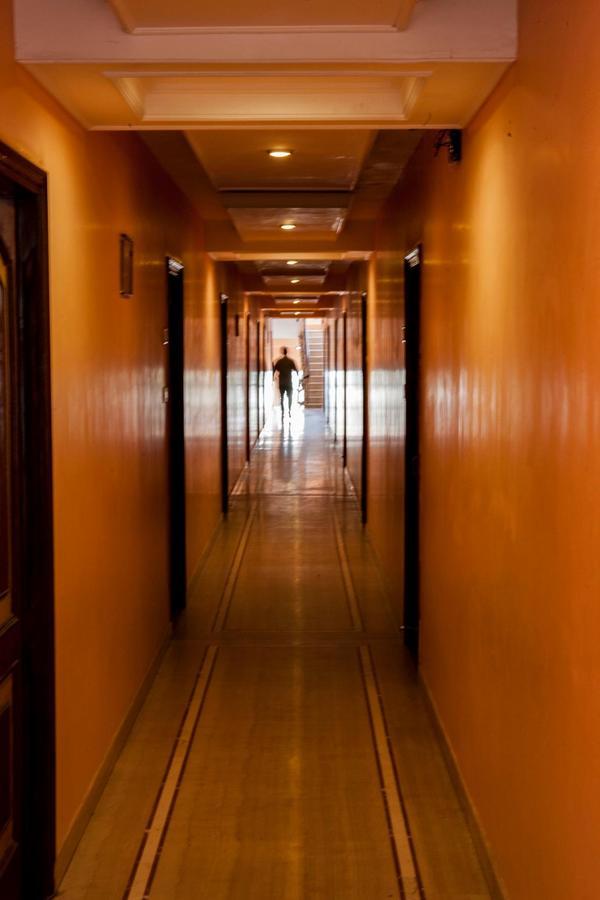 Hotel Welcome Palace Agartala Buitenkant foto
