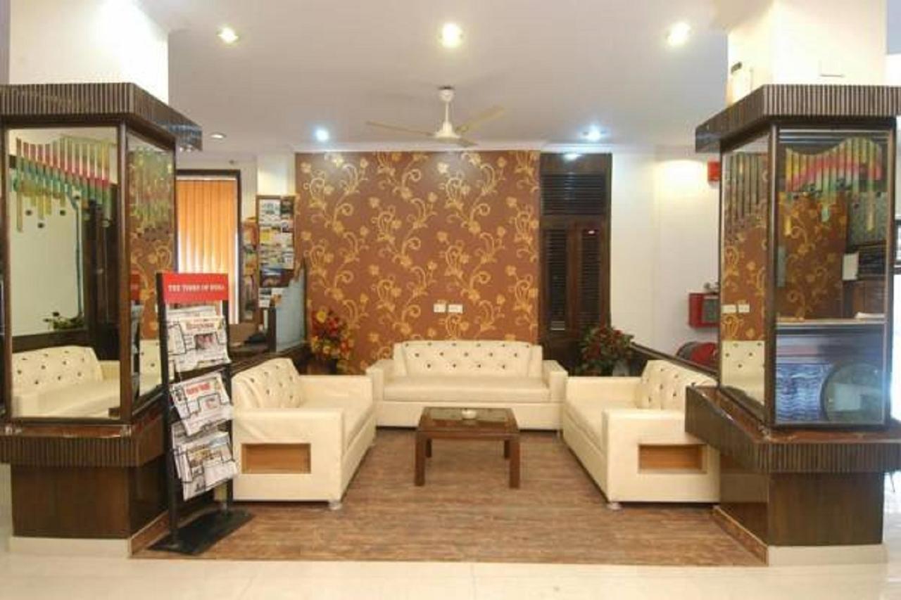 Hotel Welcome Palace Agartala Buitenkant foto
